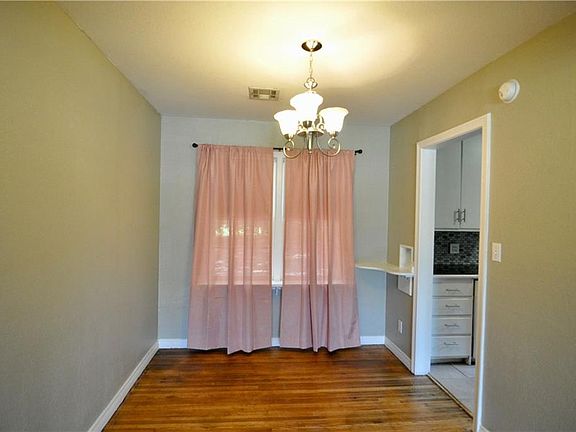 5th image of 1916 Brighton Ave