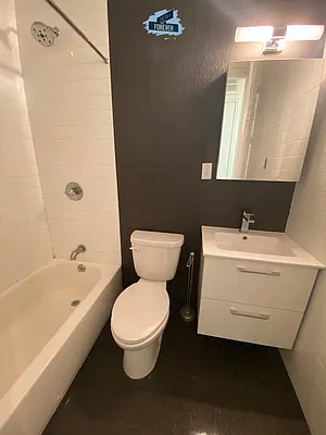 Rented by Fifth & Forever LLC | media 72