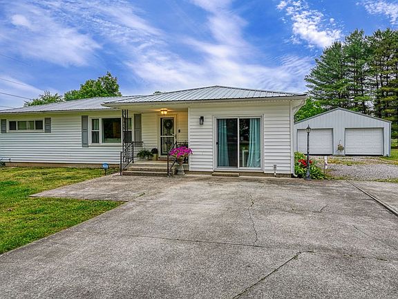 2nd image of 323 Hoffman Ln