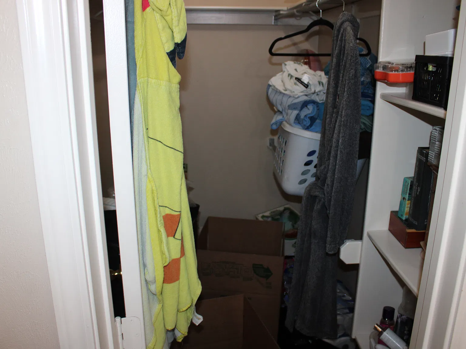 714 Yorktown Ct — Photo 2