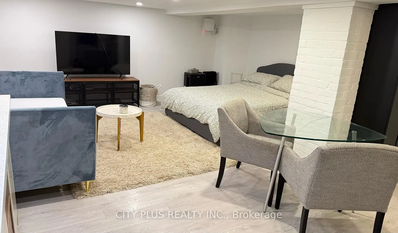 Studio, $1,600 — Photo 4