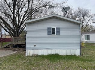 91 Michigan Ln #M91, Winona, MN 55987