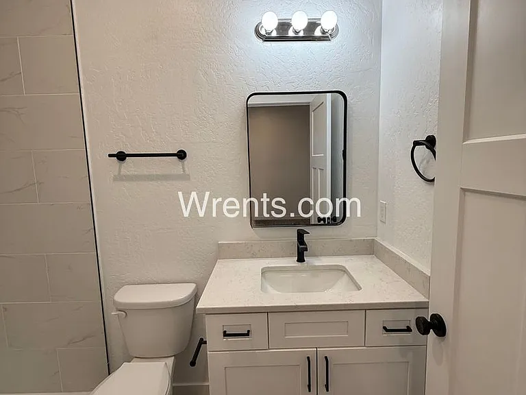3710 E Liberty Ave — Photo 11