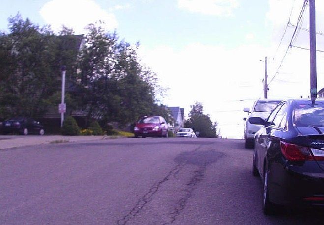 2nd image of 672 Lincoln St