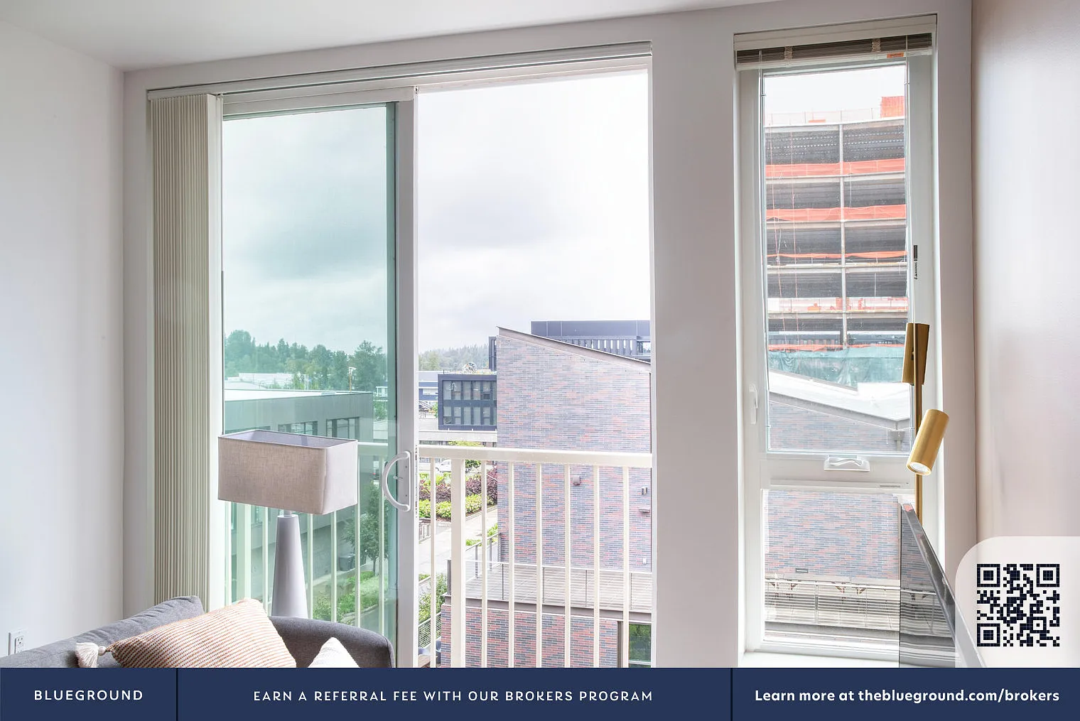 Studio, 1.0 bath, 521 sqft, $2,370 — Photo 3