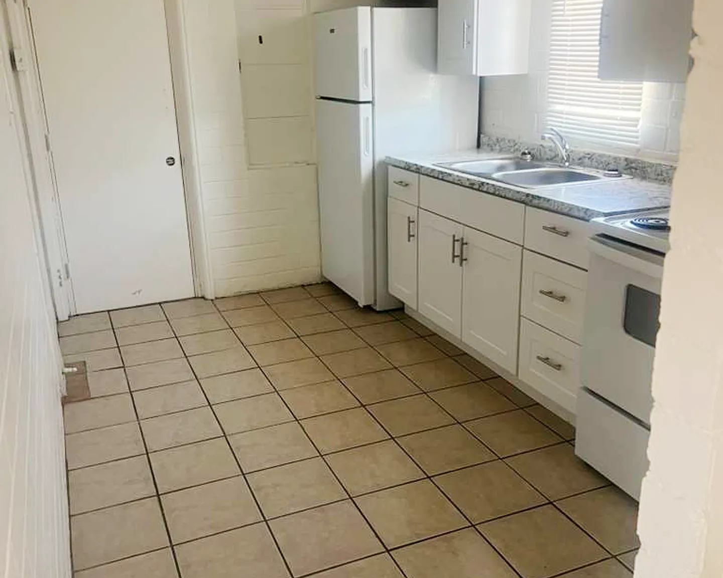 Owl & Mesa Lodge Apartments — Photo 1