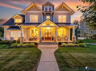 2000 Tulip Hill Dr, Midlothian, VA 23112