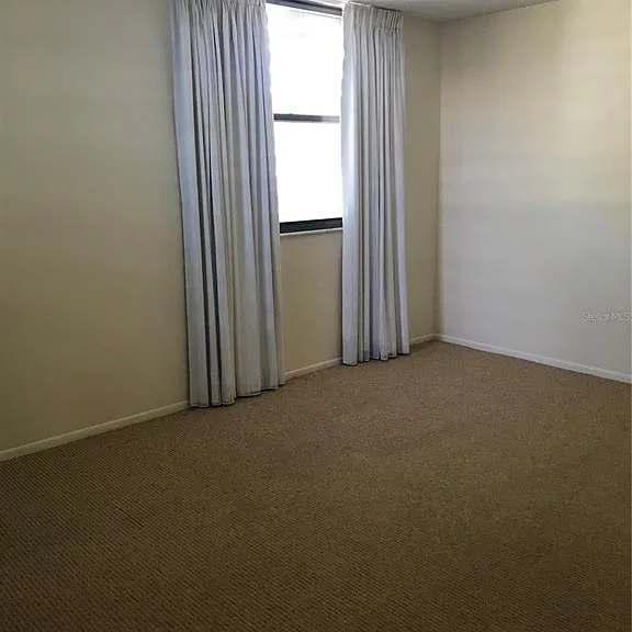 452 Palm Tree Dr #452 — Photo 3