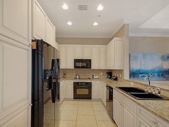 4th image of 4 Portofino Dr Suite 2109