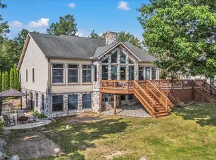 8382 Grace St, Hale, MI 48739
