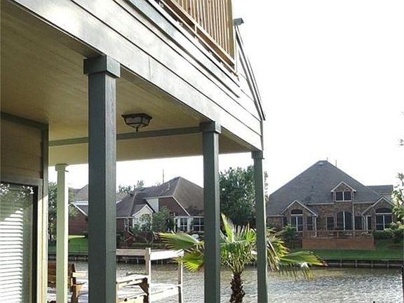 3rd image of 818 Sandpiper Dr