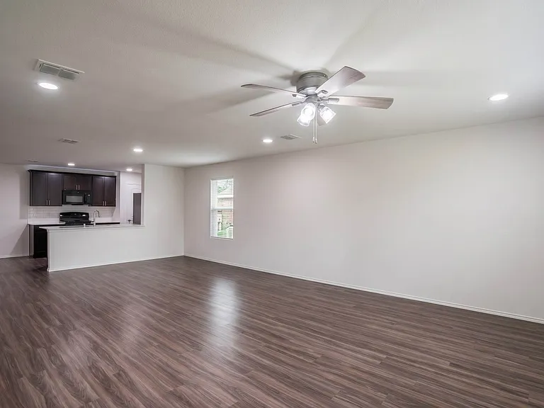 767 Myrtle Ln — Photo 16