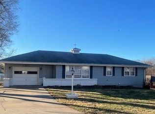 1502 Harmon St, Saint Joseph, MO 64504
