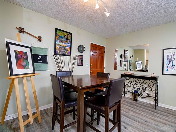 5th image of 18645 Hatteras St Unit 244