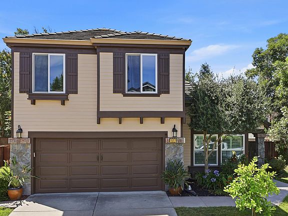 3rd image of 1577 Silverwood Ct