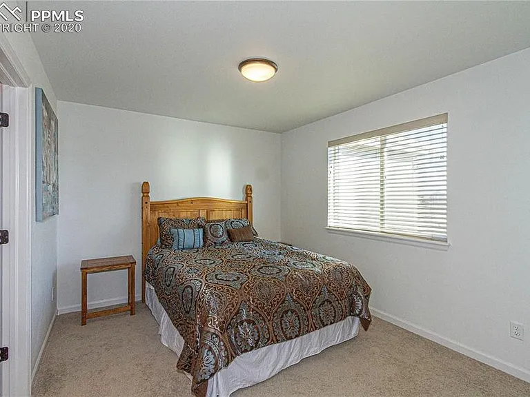 859 Marine Corps Dr — Photo 16