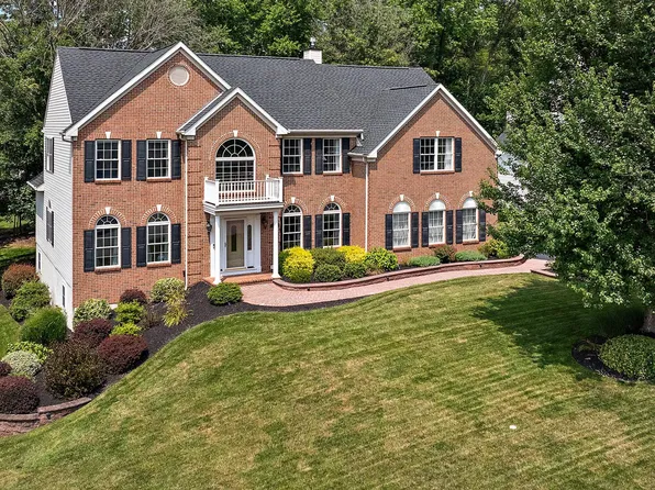 10 Knights Xing, Newark, DE 19713