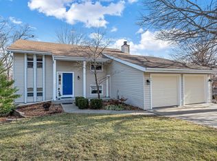 90 Edward Dr, Eureka, MO 63025