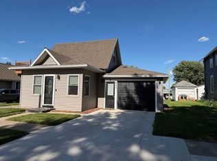 311 N 3rd St, Breda, IA 51436
