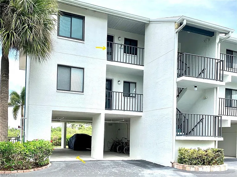 22652 Island Pines Way #251 — Photo 2