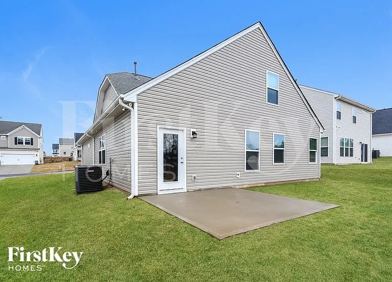 410 Stonefence Dr — Photo 15
