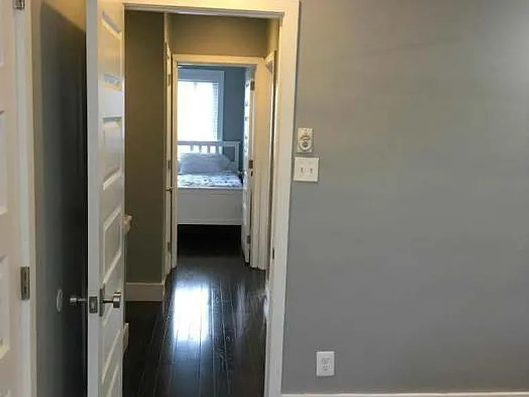 2232 16th St NE — Photo 13