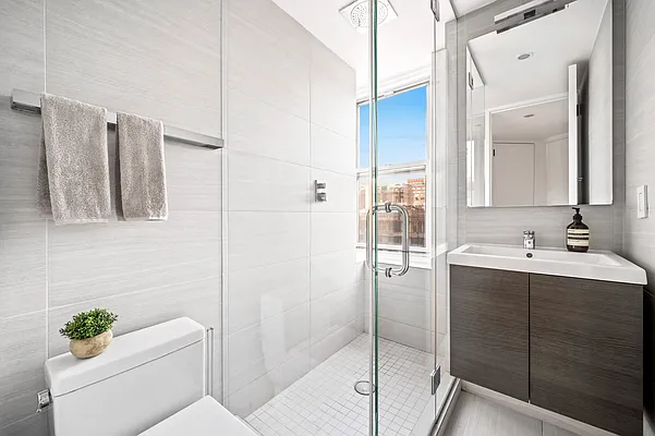 Sold by Compass | media 5