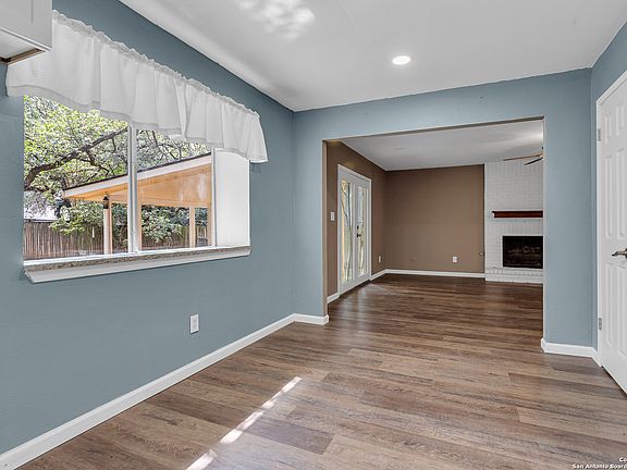 5th image of 7122 Bart Hollow