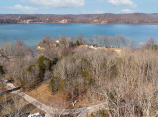 42 Timber Lake Ln, Waverly, TN 37185