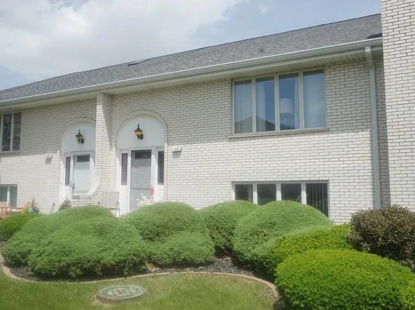 7222 W 152nd Pl, Orland Park, IL 60462