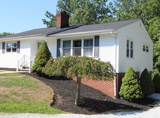 8755 Spring Valley Dr, Mentor, OH 44060