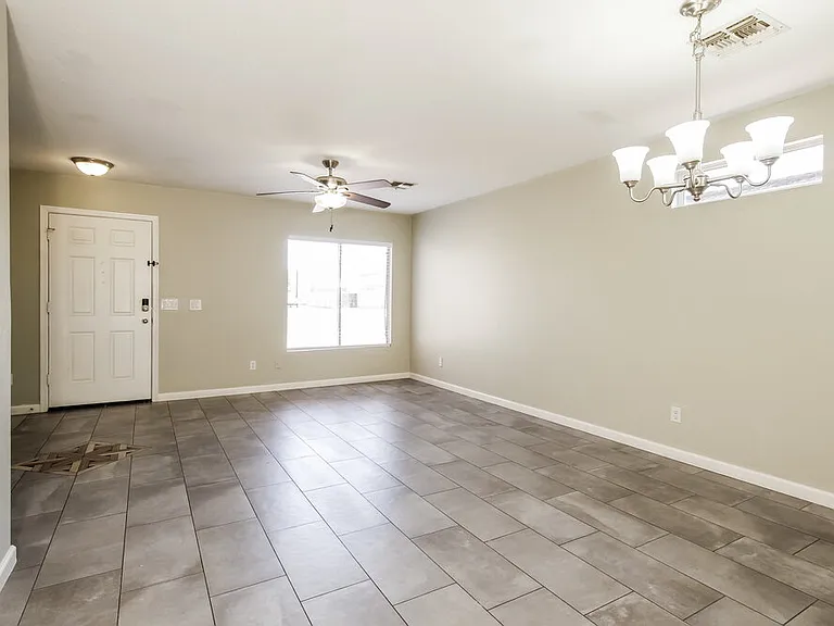 12417 W Larkspur Rd — Photo 5