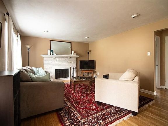 4th image of 3211 Chalmers Ave