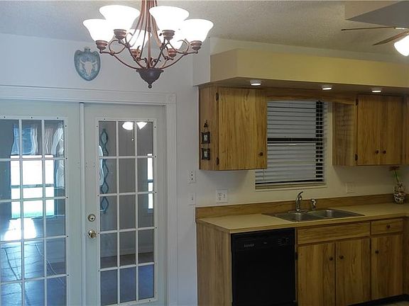 5th image of 773 Adler Dr