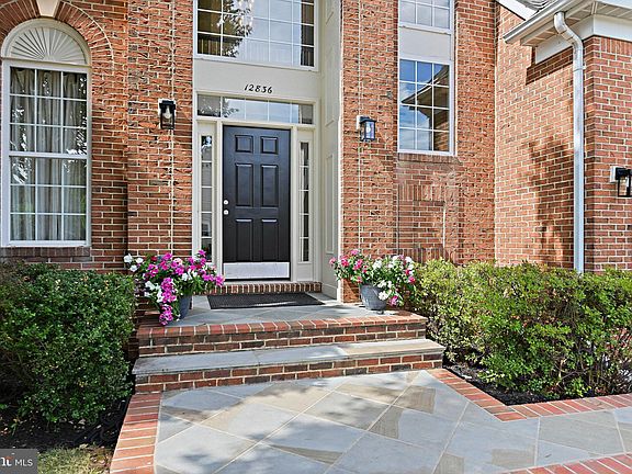 5th image of 12836 Piney Point Pl