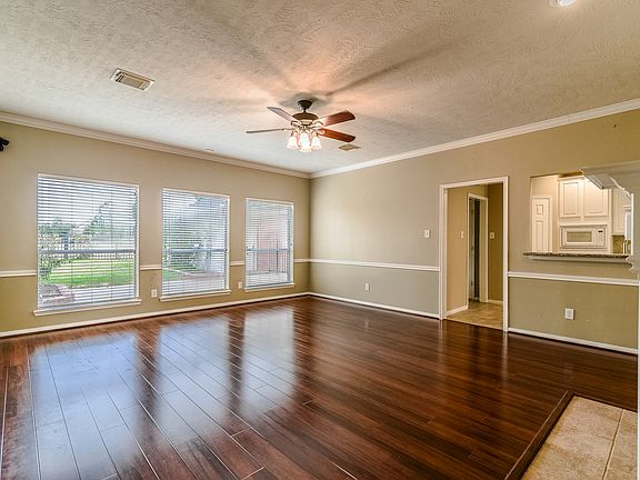 4th image of 15506 Tysor Park Ln
