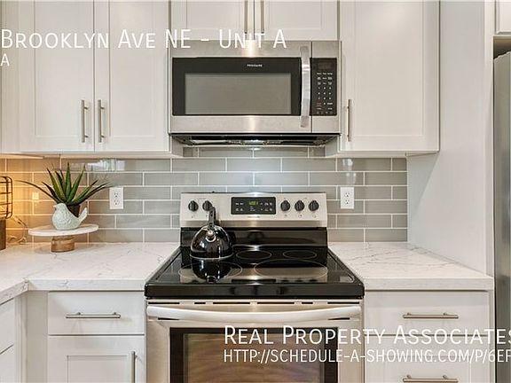 4th image of 5259 Brooklyn Ave NE Unit A