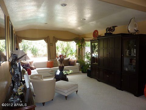 4th image of 102 W Pine Valley Dr