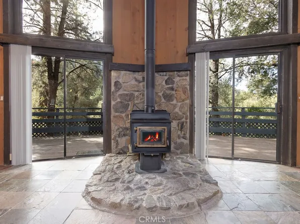 1521 Bernina Dr, Pine Mountain Club, CA 93222