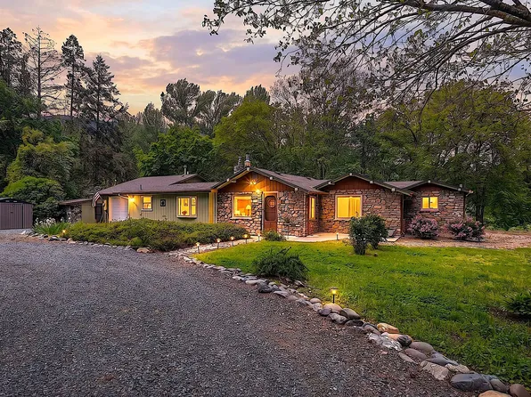 8720 Rogue River Hwy, Grants Pass, OR 97527