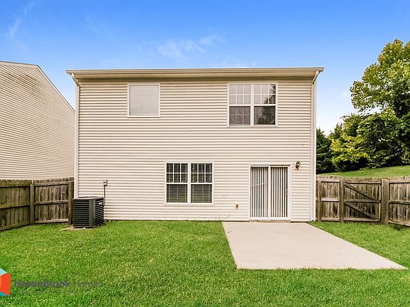 2nd image of 3000 Ewingdale Dr