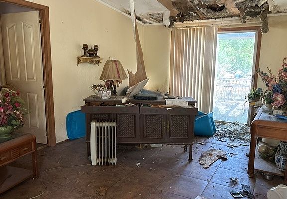 2nd image of 13764 County Road 6 E