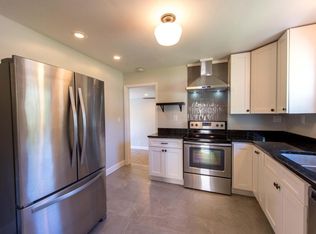 35 Tanforan Dr, Rossville, GA 30741