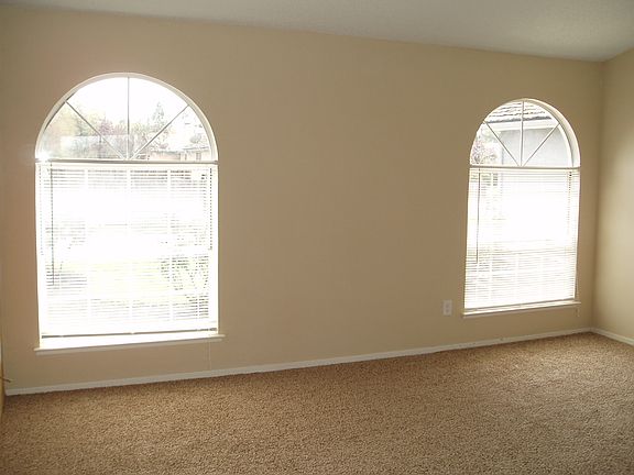 5th image of 6250 E Nevada Ave