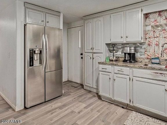5th image of 5002 W BETHANY HOME Road #104