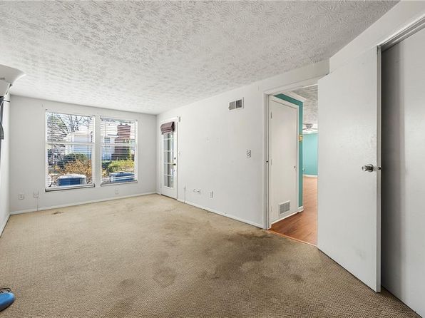 1321 Keys Lake Dr NE, Atlanta, GA 30319