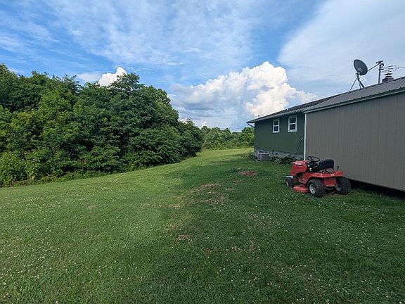 4th image of 780 Rankin Hill Rd