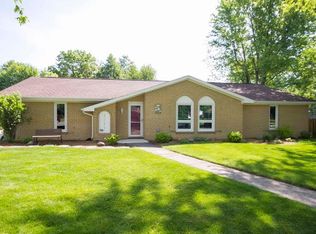 9511 Spurwood Ct, Fort Wayne, IN 46804