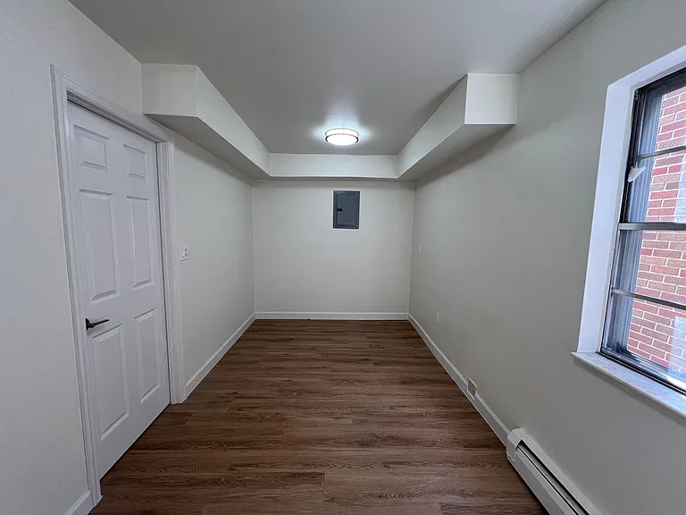 140 71st St #8E — Photo 4