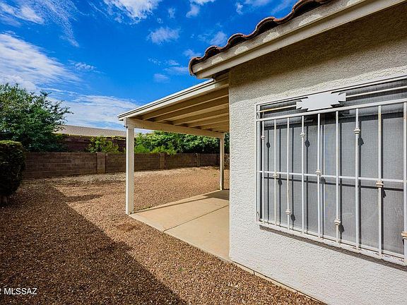 3rd image of 314 S Sonoran Heights Dr